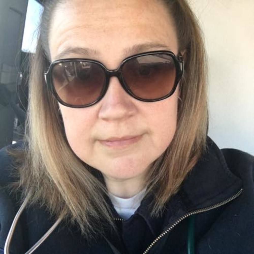 Meet your Posher, Lisa