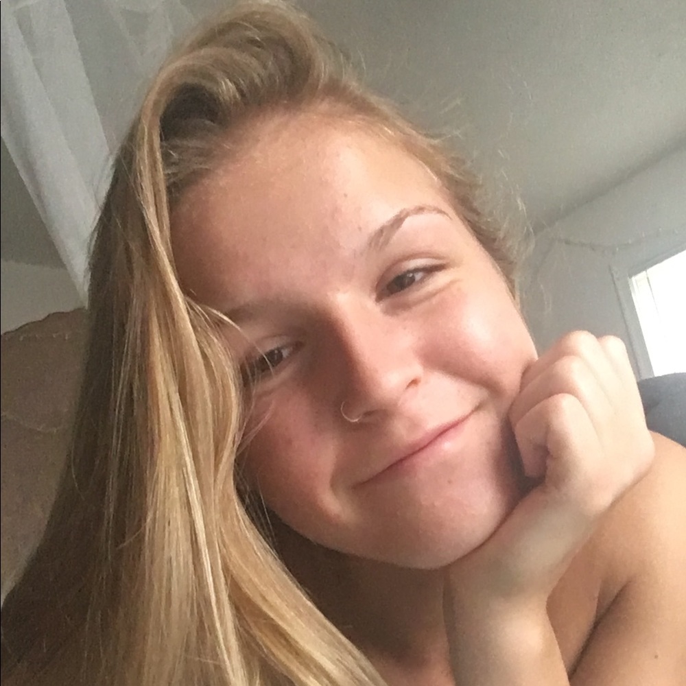 Meet your Posher, Marina