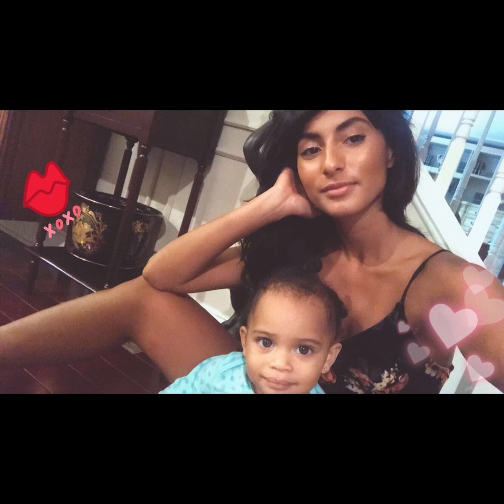 Meet your posher, Stephanie