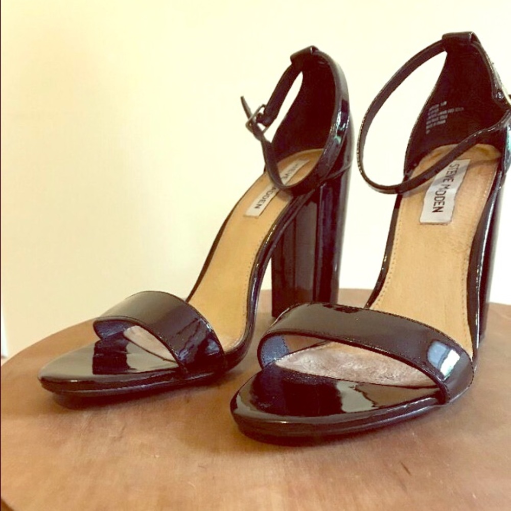 Steve Madden Carrson Block Heel Sandal
