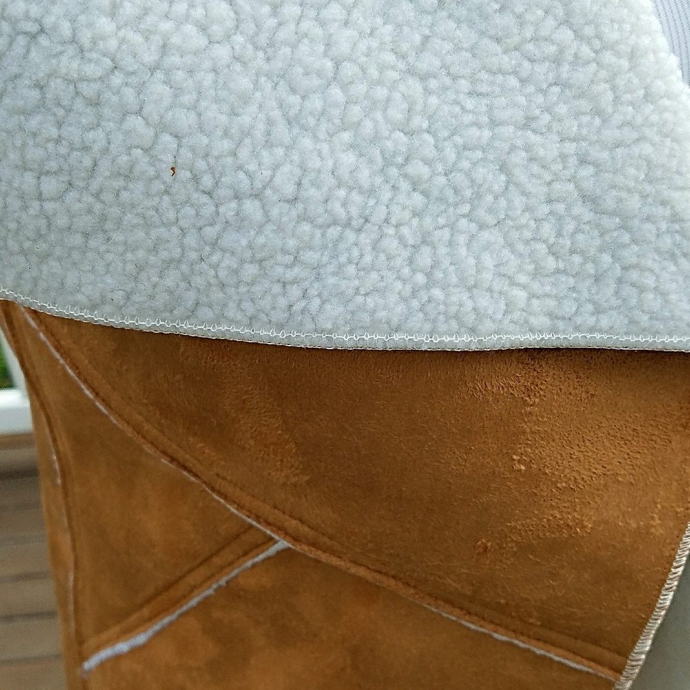 Buy2 Get 1 FREE!!⭐️ Faux Suede Vest Tan- LAST ONE💥medium - Picture 5 of 6