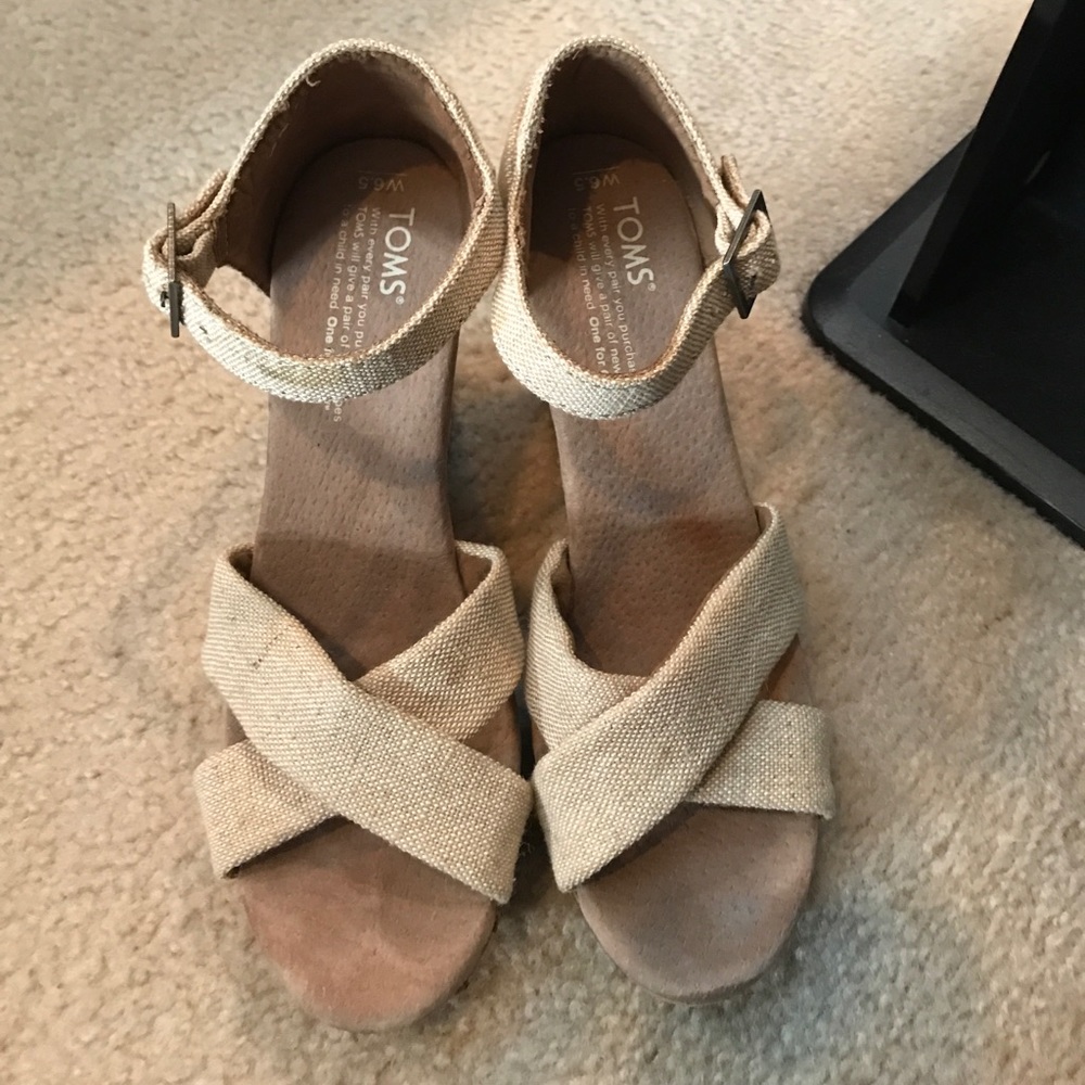 Size 6.5 Toms wedges