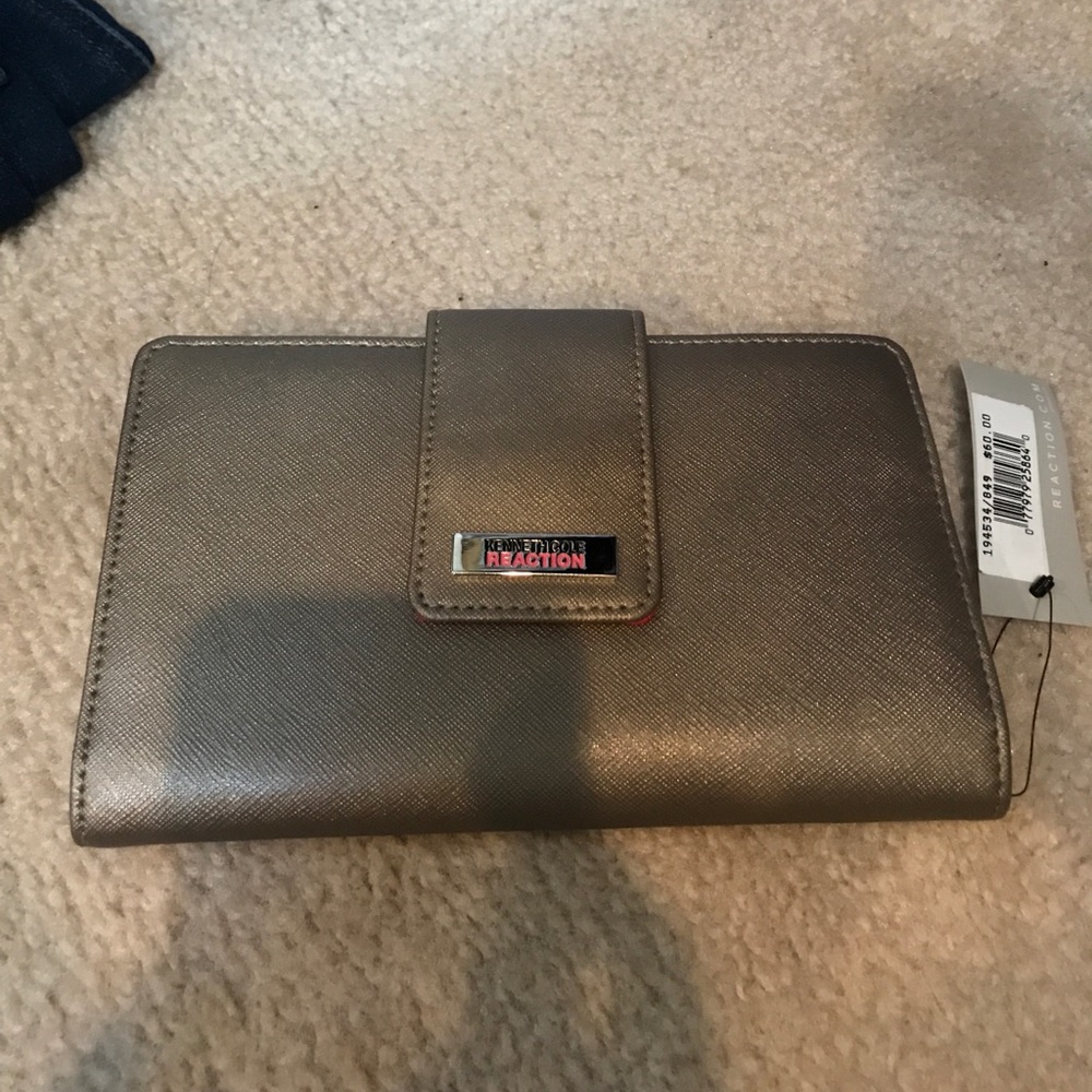 Kenneth Cole wallet