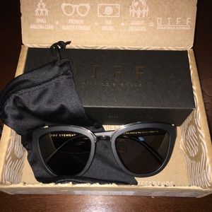 DIFF Eyewear Black "Rose" Polarized Sunglasses