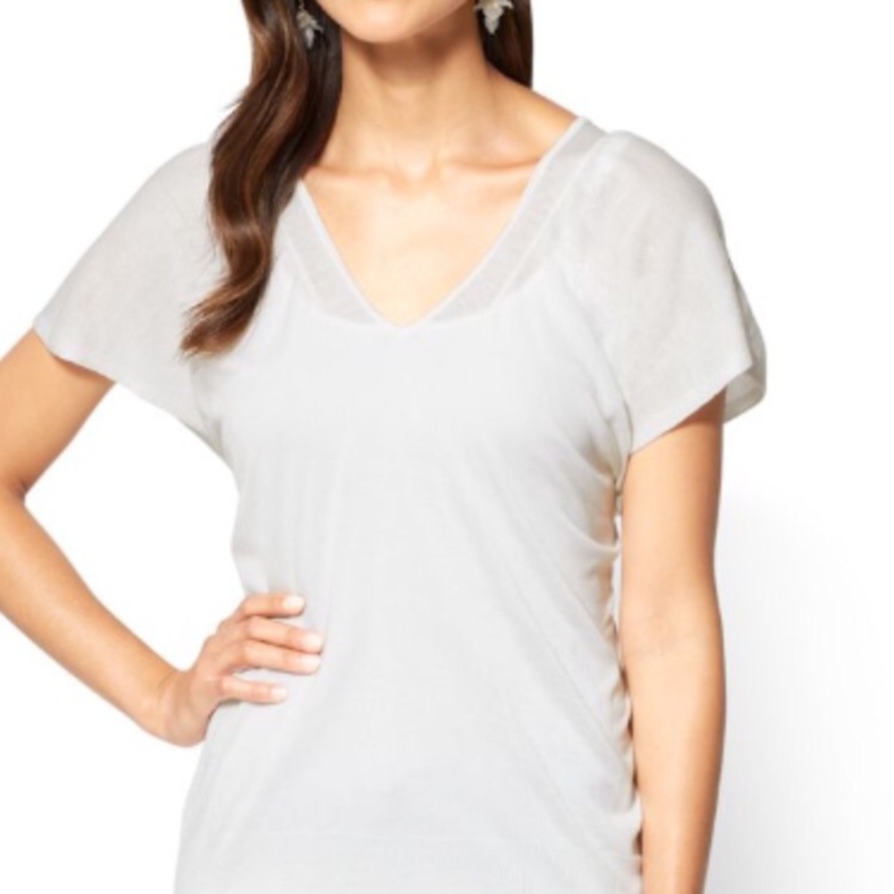 NWT New York & Company v-neck sweater - Picture 3 of 3