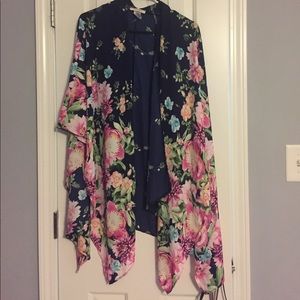 Floral kimono wrap