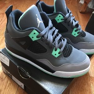 Jordan Green Glow 4's