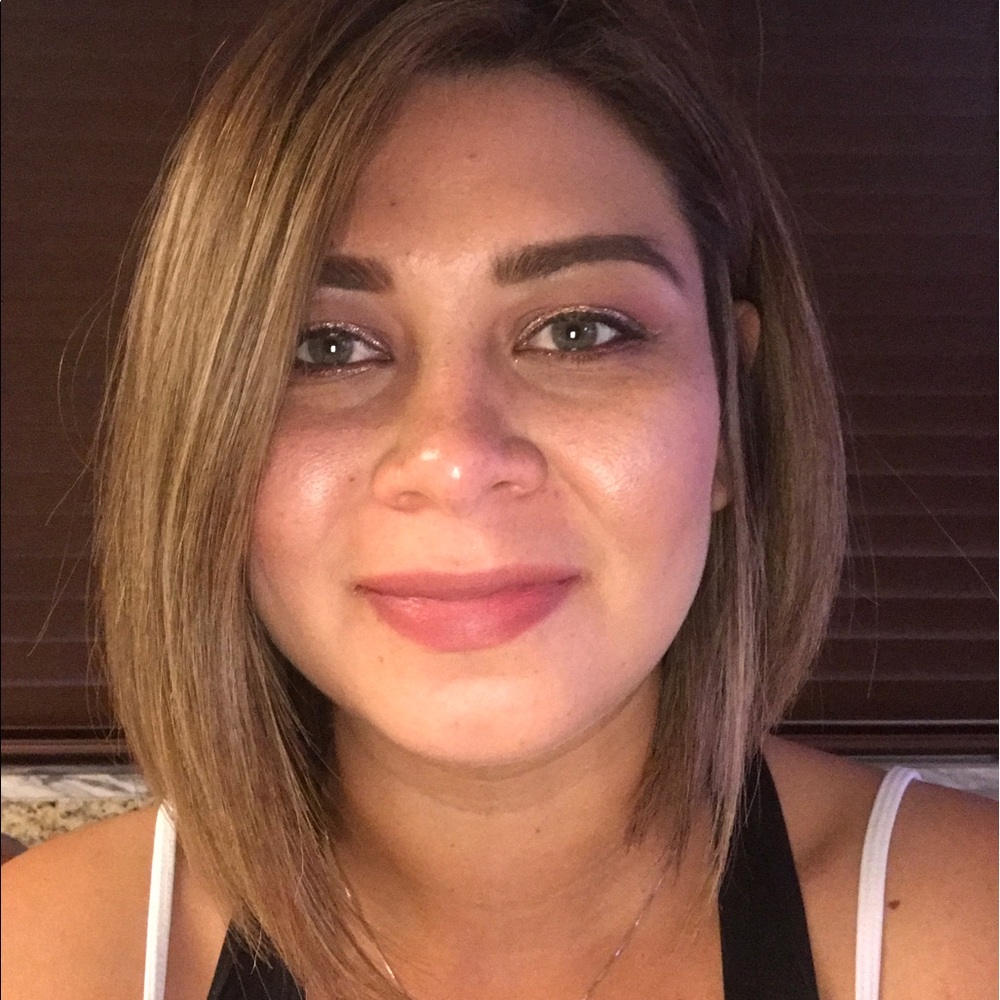Meet your Posher, Maria