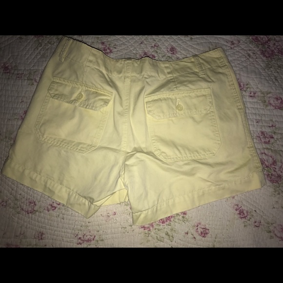 Shorts - Picture 3 of 4