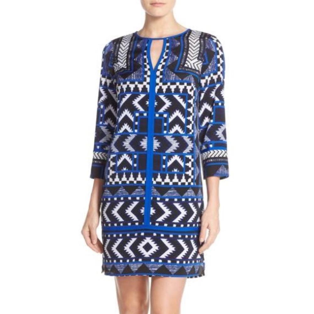 Vince Camuto Placed Geo Print Shift Dress - Picture 1 of 7