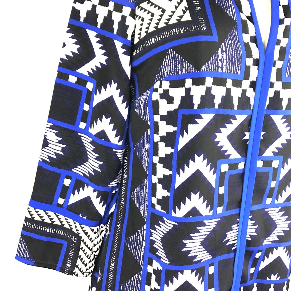 Vince Camuto Placed Geo Print Shift Dress - Picture 4 of 7