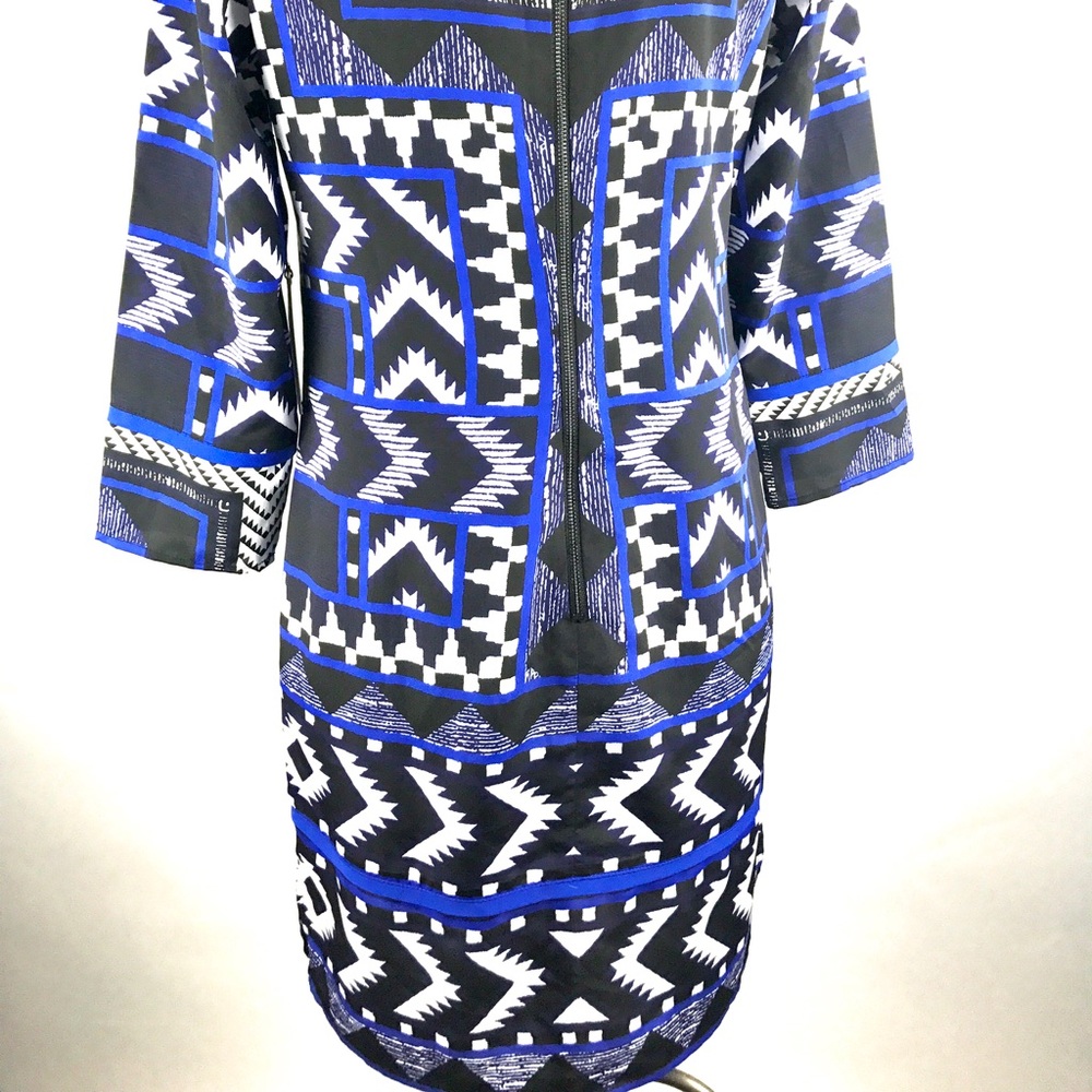 Vince Camuto Placed Geo Print Shift Dress - Picture 5 of 7