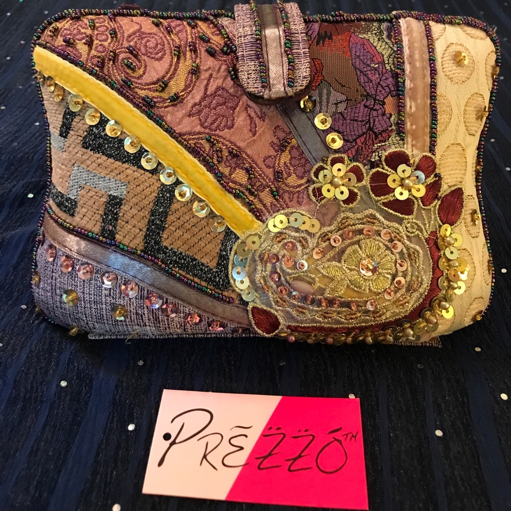 Prezzo sequined purse
