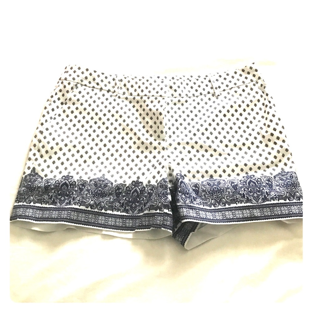 Patterned shorts