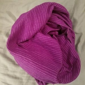 Vinyasa scarf purple