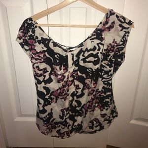 Guess top