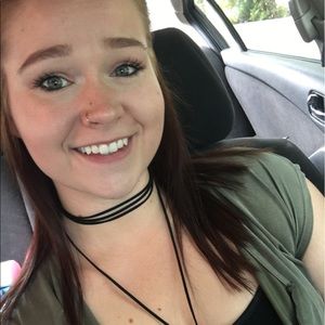 Meet your Posher, Carrie