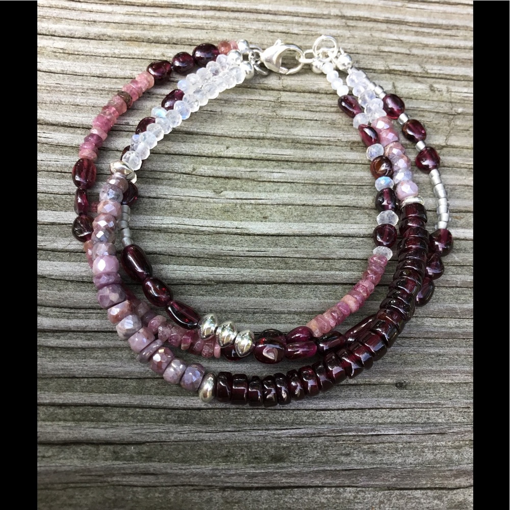 SOLD🌞Garnet and Moonstone Bracelet