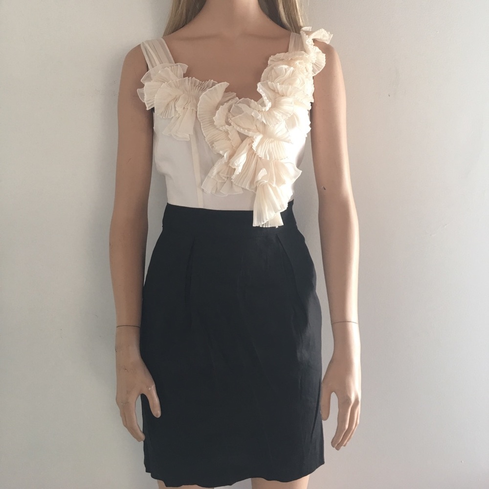 OMG!! Is All I Can Say About This BeBe Dress