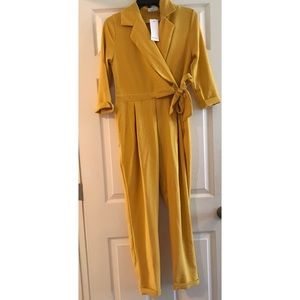 Brand new petite yellow jumpsuit from ASOS (Alter)