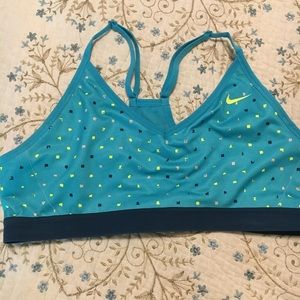 Nike sports top/bra