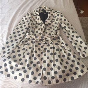 Polka dot fall coat 🎃🍂