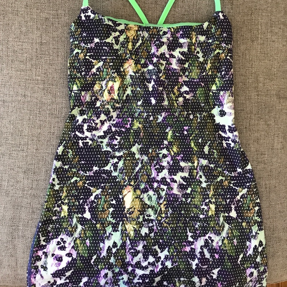 Lululemon Tank