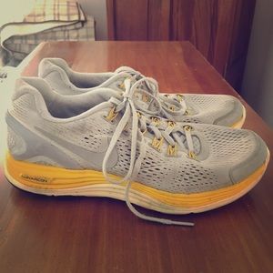 Nike Livestrong Lunarlon Sneakers