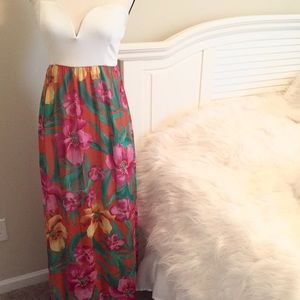 Tropical Print Maxi Dress