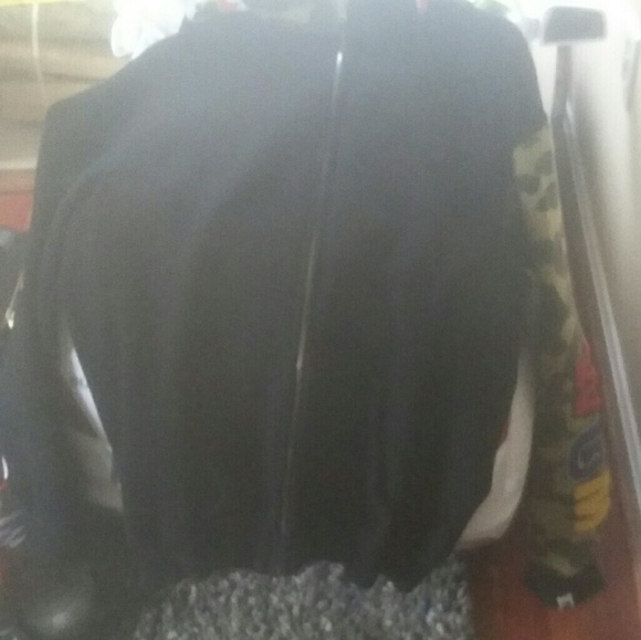 bape jacket - Picture 4 of 5