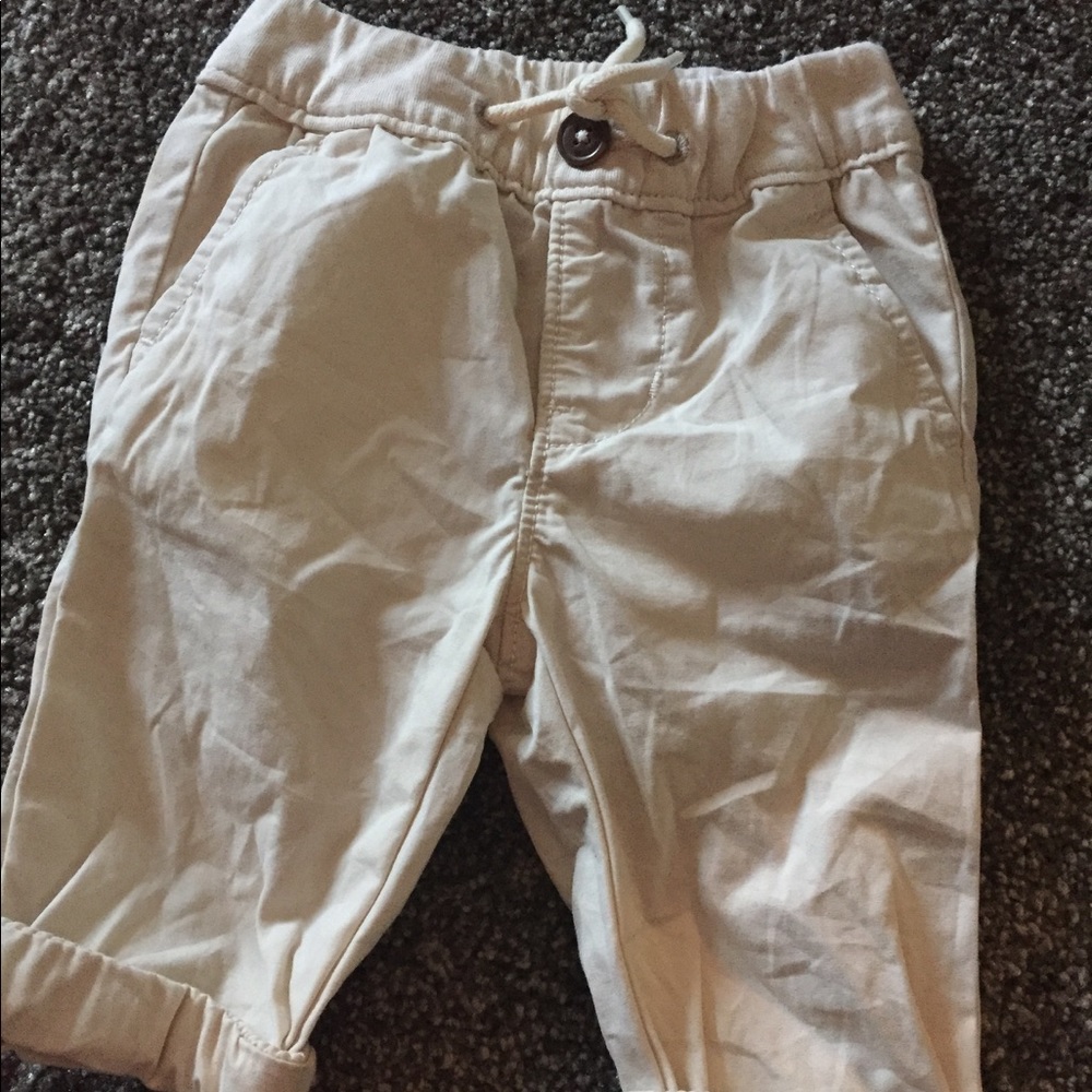 Boys gap pants 3-6 mo