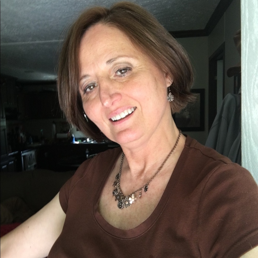 Meet your Posher, Janelle