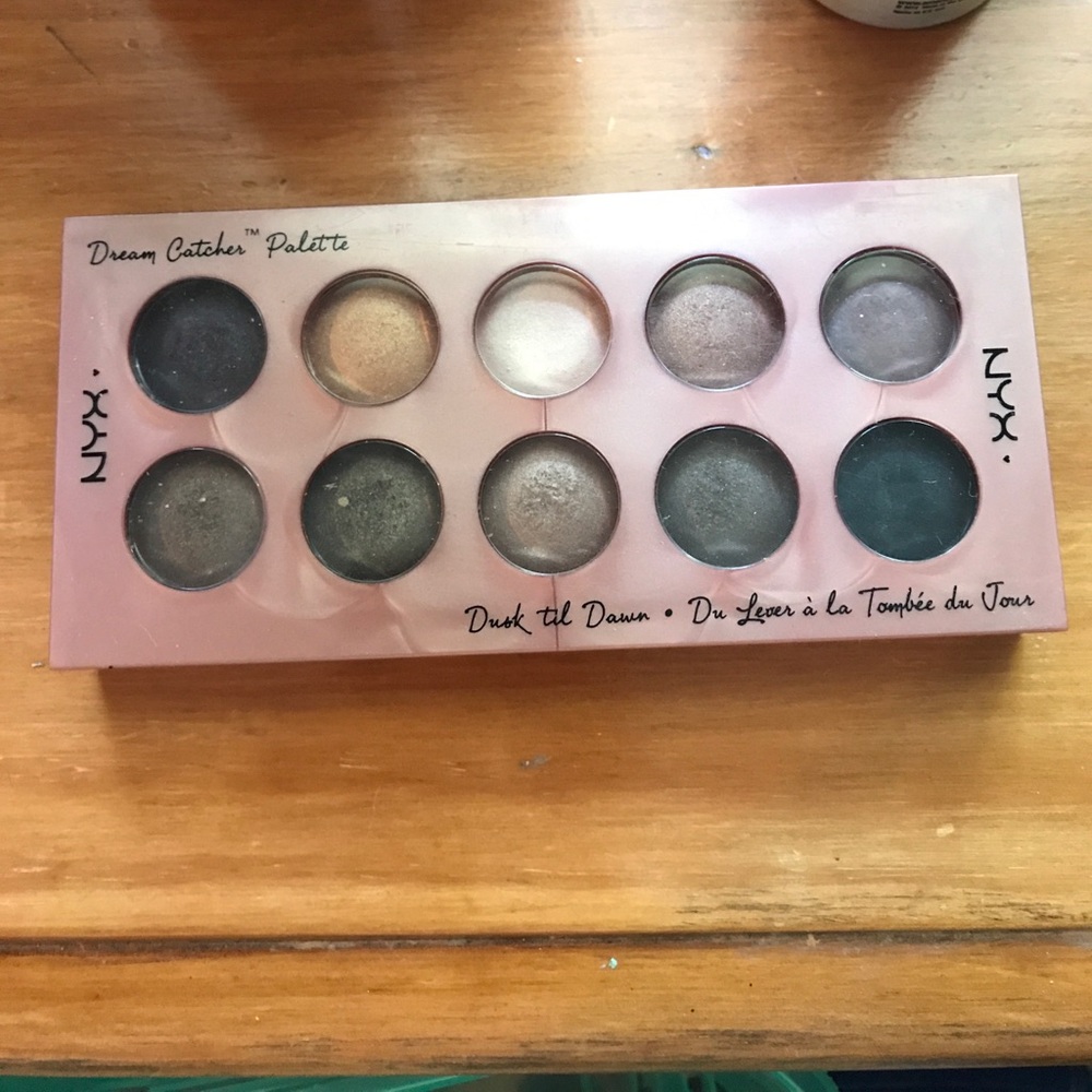 NYC Dream Catcher eyeshadow palette