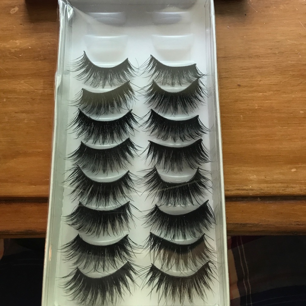False lashes