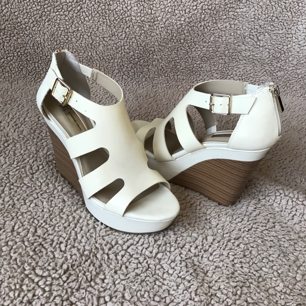 Wedges by INC