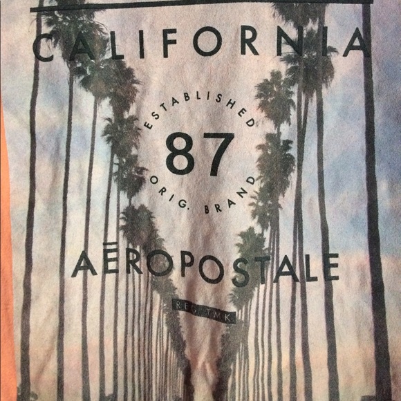 Aeropostale T-Shirt - Picture 2 of 4