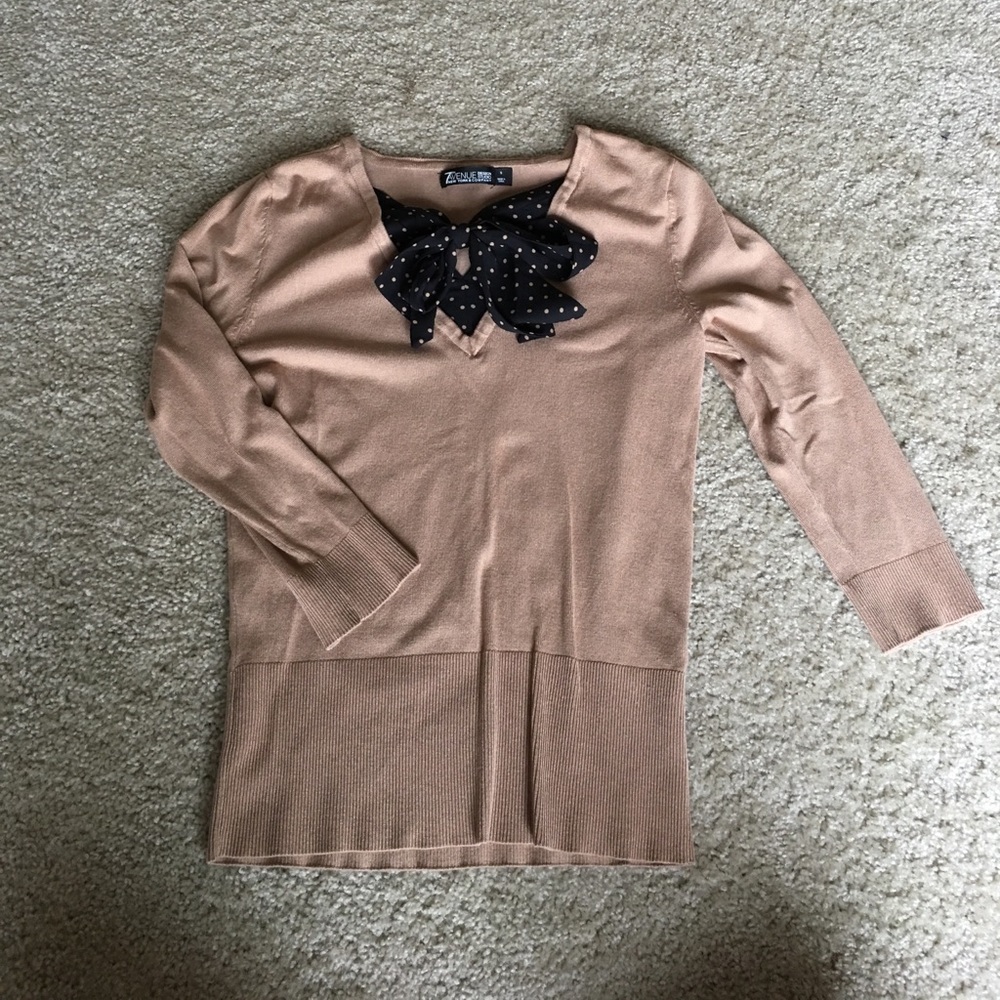 Tie sweater top