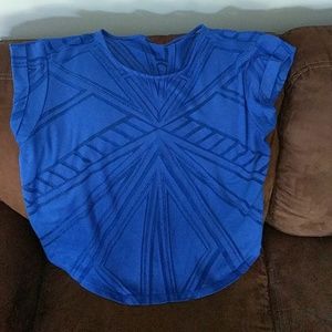 Short sleeve top