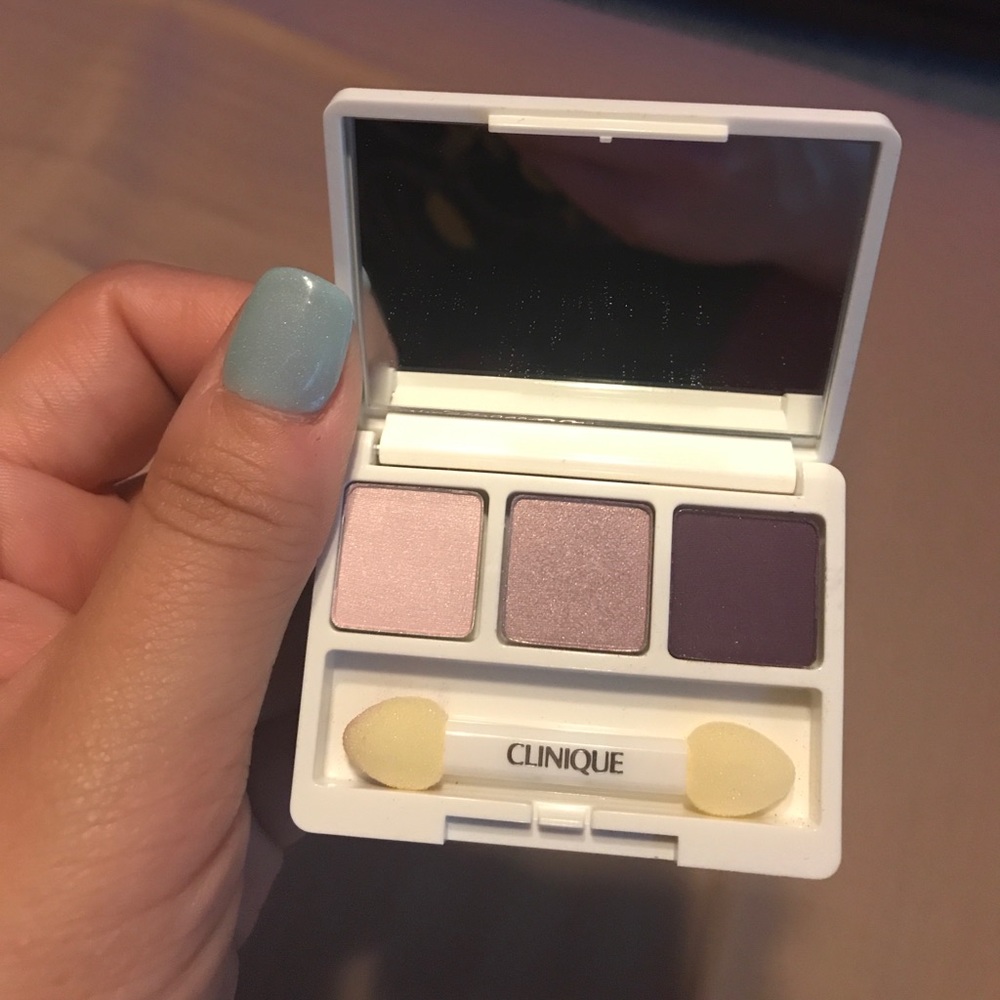Clinique ombré shadow trio!