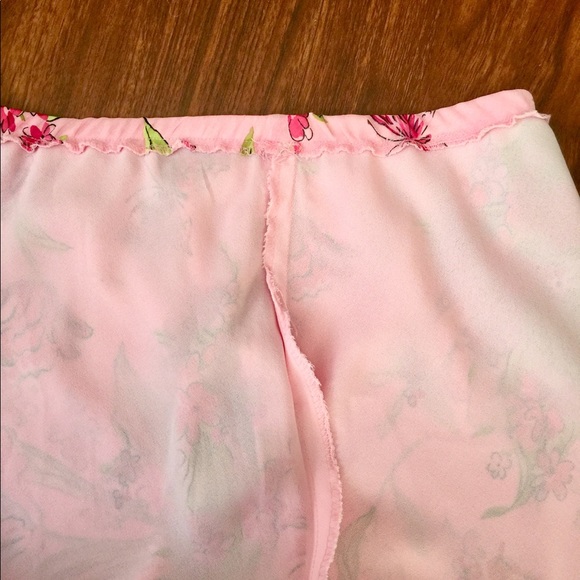 Pink floral skirt - Picture 3 of 3