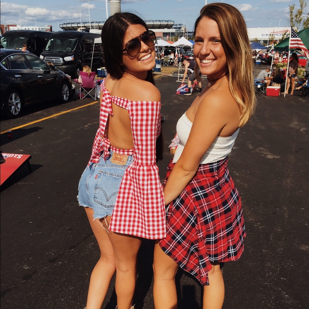 Meet your Posher, Olivia