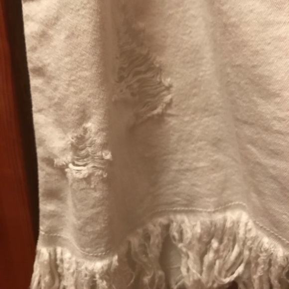 Cute top - Picture 2 of 2