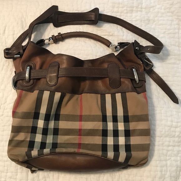 Official Burberry Saddle Bag - Picture 2 of 7