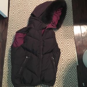 Good used condition REVERSIBLE down puff vest DKNY