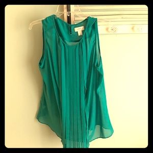 Sleeveless blouse