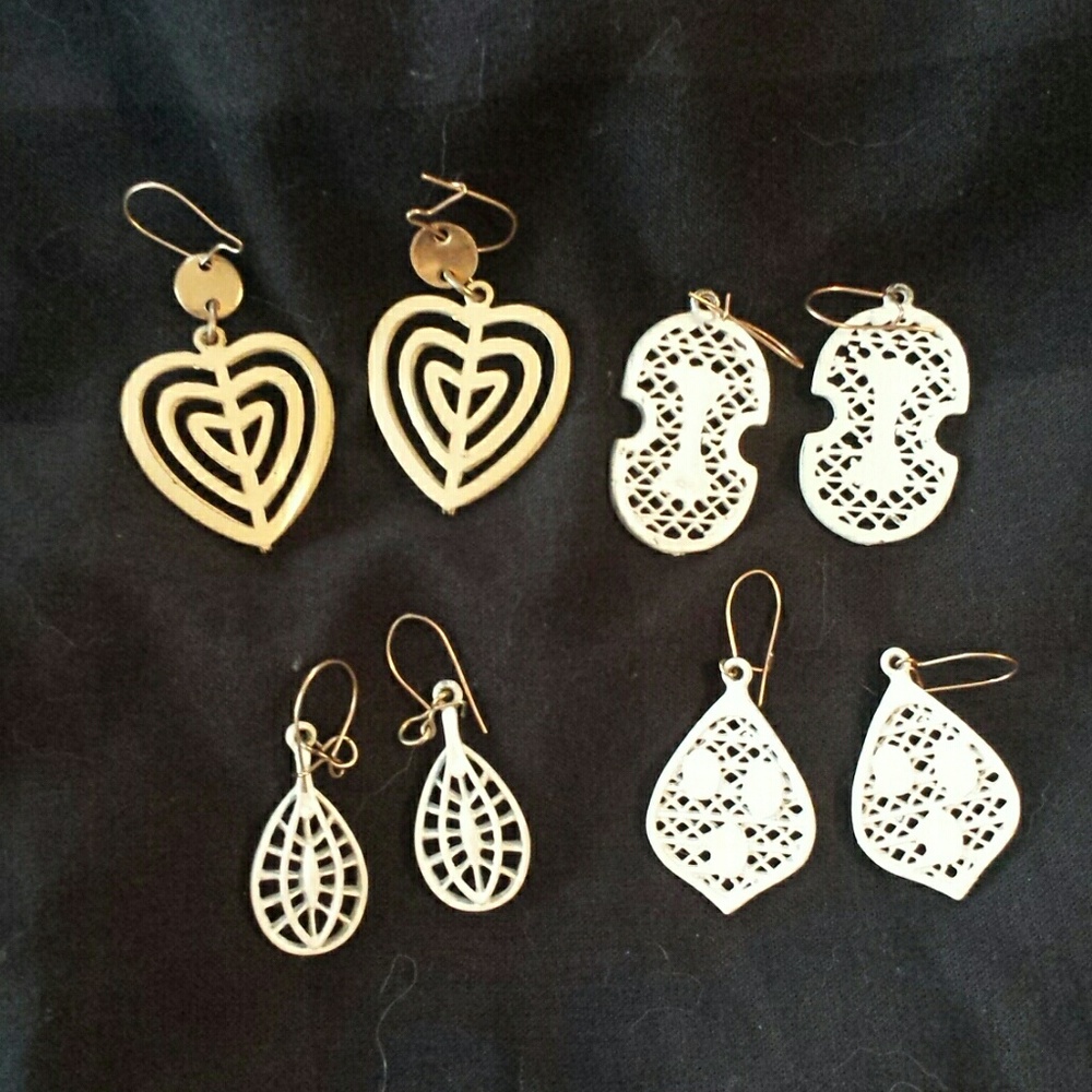 4 pairs of vintage 60s hippie earrings