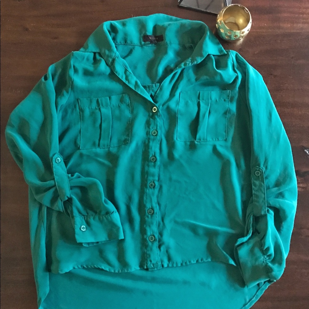 sz M turquoise high/ Low sheer button up