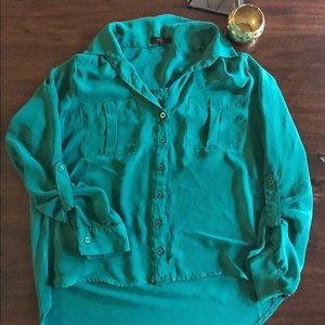 sz M turquoise high/ Low sheer button up