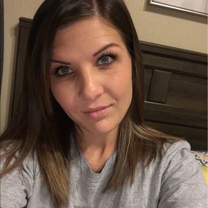 Meet your Posher, Renee
