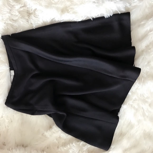 Aline knee skirt NWT - Picture 1 of 2